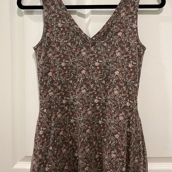 Pact Women's Organic Double V-Neck Tank Dress Cotton Fit & Flare in Floral (XS) - Picture 2 of 10